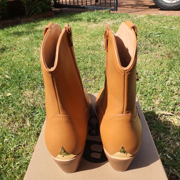 BARED TAN CONDOR BOOTS - Picture 11 of 14